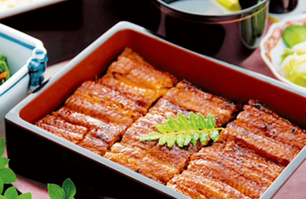 三河一色産の旨いうなぎが食べたい！養鰻100年三河淡水グループうなぎツアー《うな重、うな茶漬けお土産付き》