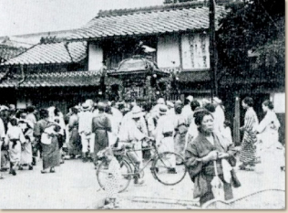 昭和初年の伊文神社神輿