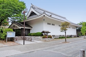 Nishio Municipal Museum