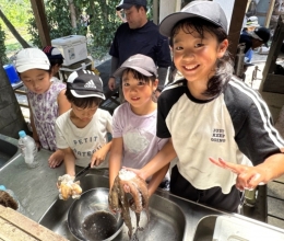 佐久島で自然体験！親子「根っこ塾」